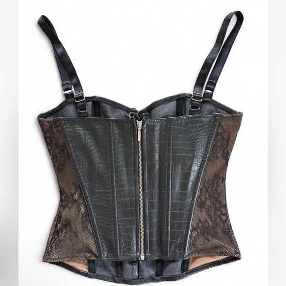 White fox womens Black Lace-Up Corset Top - Picture 2 of 3